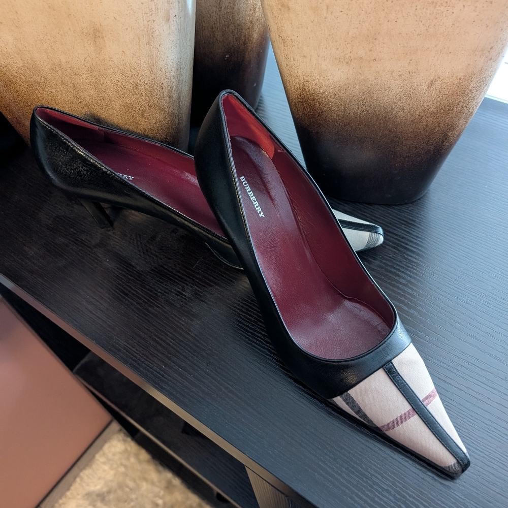 Authentic Burberry Black and Cream Plaid Heels, Like New Condition